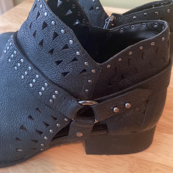 Vince Camuto Studded Biker Buckle Calley Booties - Picture 11 of 15